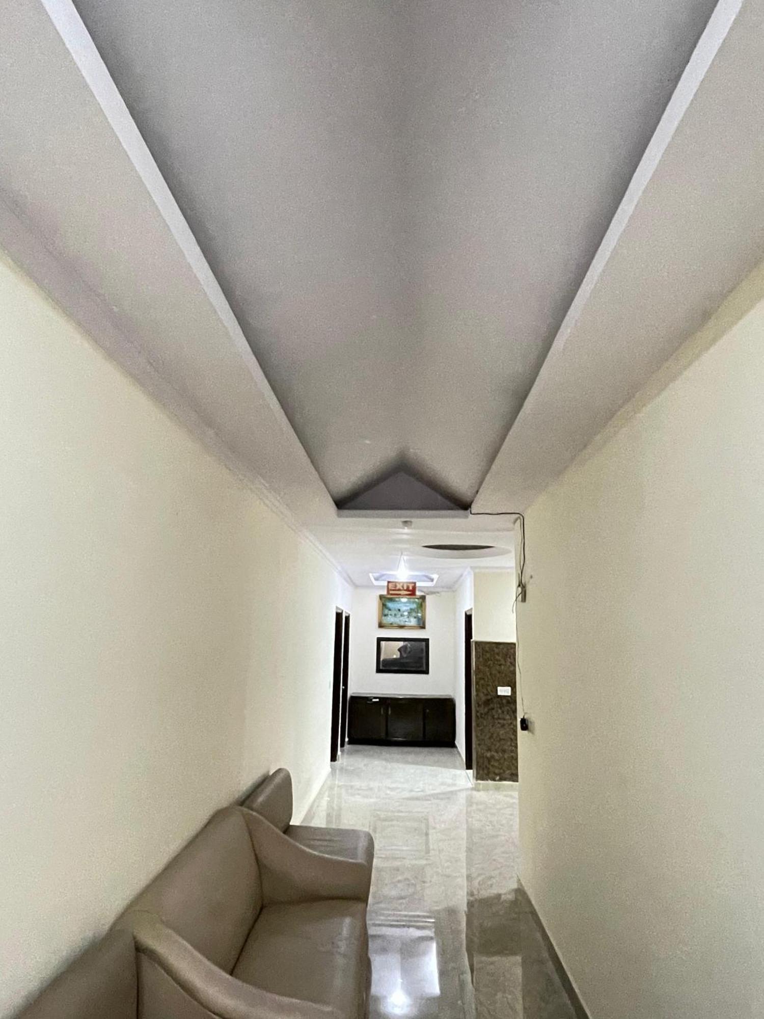 Hotel Radiance Delhi Zewnętrze zdjęcie